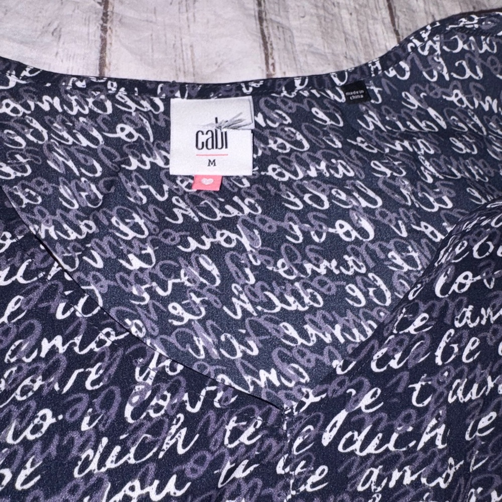 Cabi te amo scribble blouse M - Picture 3 of 6